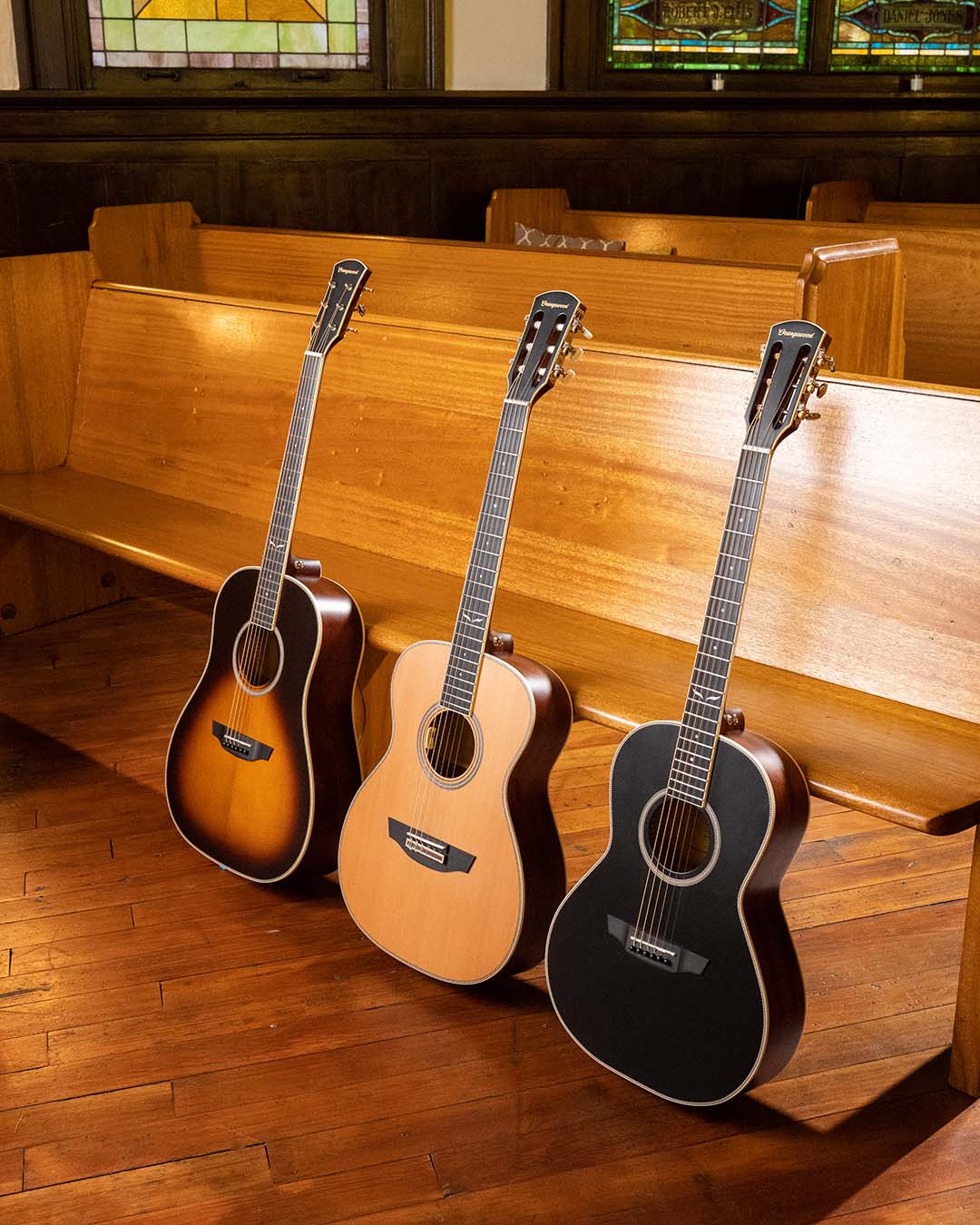 Julian Black Live | Guitar Outlet | Orangewood