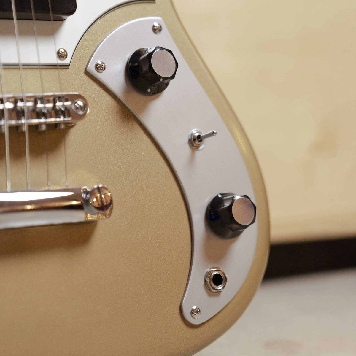 Del Sol Baritone Sandstone - Almost Perfect