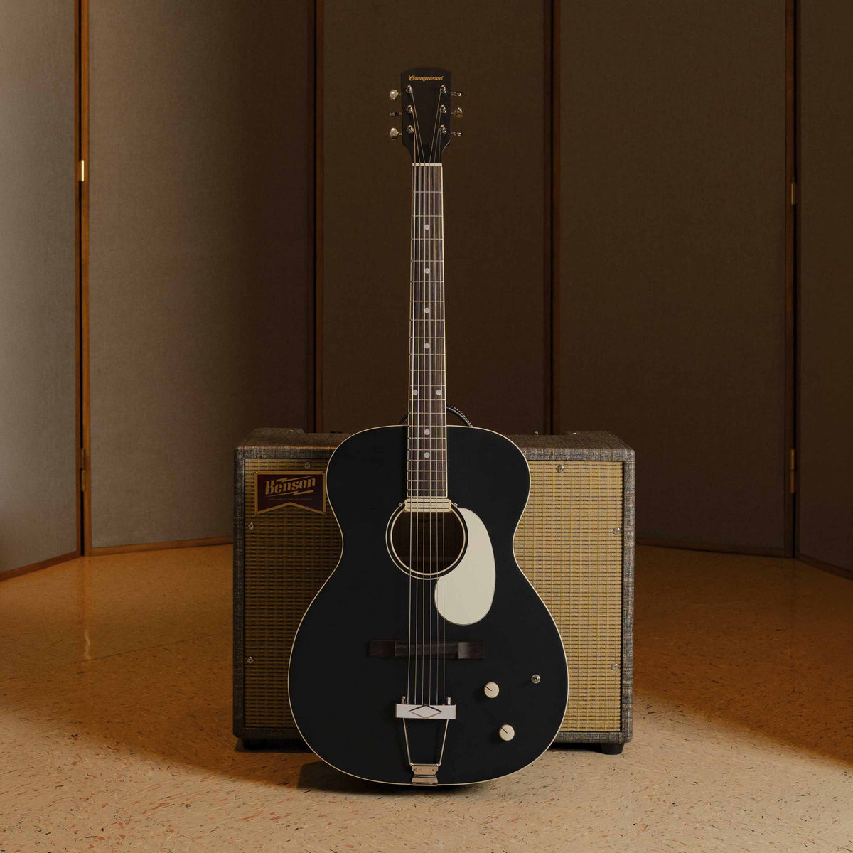 Juniper II Baritone Black Satin Live Rubber Bridge - Almost Perfect