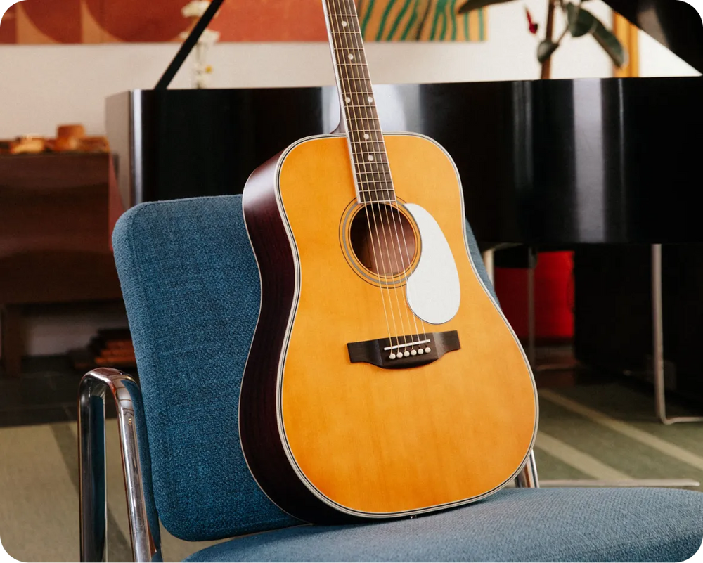 austen retro with white pickguard